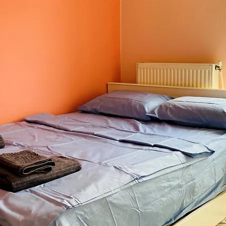 Anthonys Rooftop Apartment *