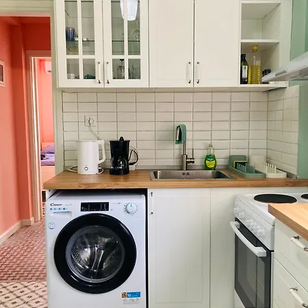 Anthonys Rooftop Apartment